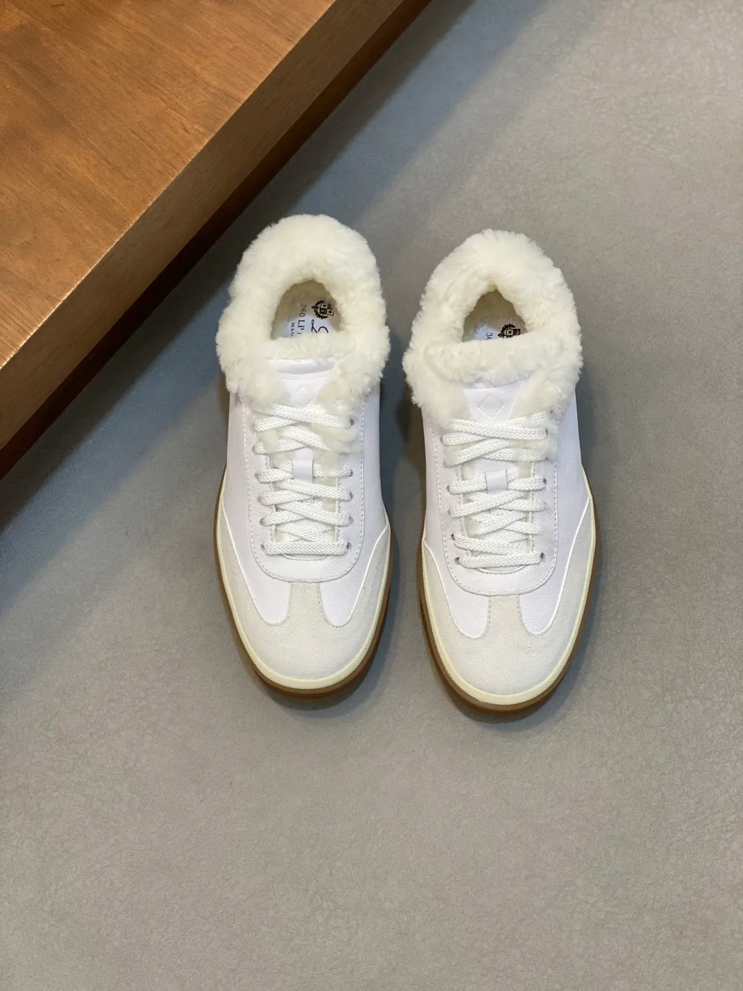 Men's men's shoes💰740 Loro Piana - Classic casual wool shoes, men's lace-up casual shoes and sneakers, high-quality lightweight and comfortable fabrics, suitable for outdoor leisure, the color scheme is young and energetic, great with sportswear or casual suits! Code number: 39-44 (45, 46, can be customized)